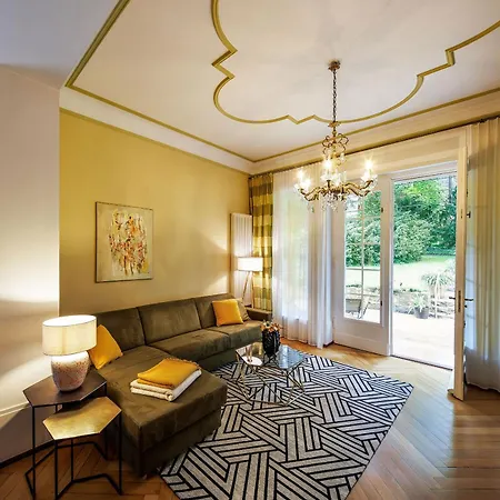 Nussbaumer - Business-und In Bester Lage * Arnstadt