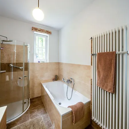 Nussbaumer - Business-und In Bester Lage Apartment
