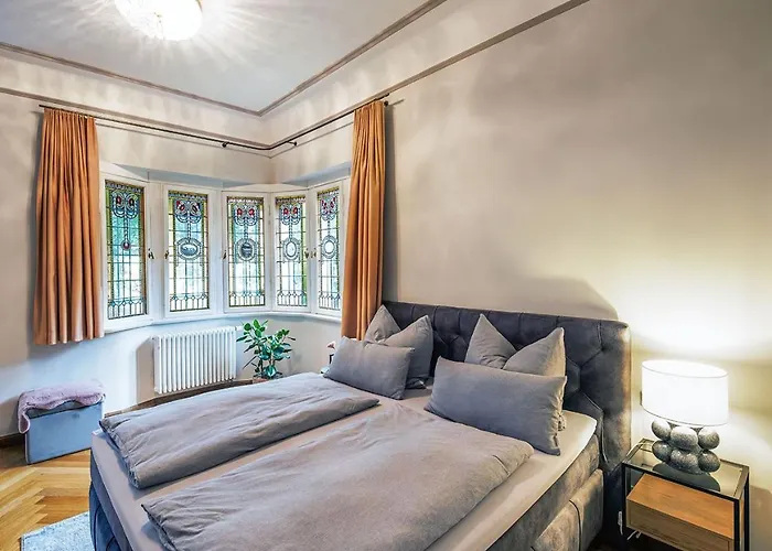 Nussbaumer - Business-und In Bester Lage Arnstadt